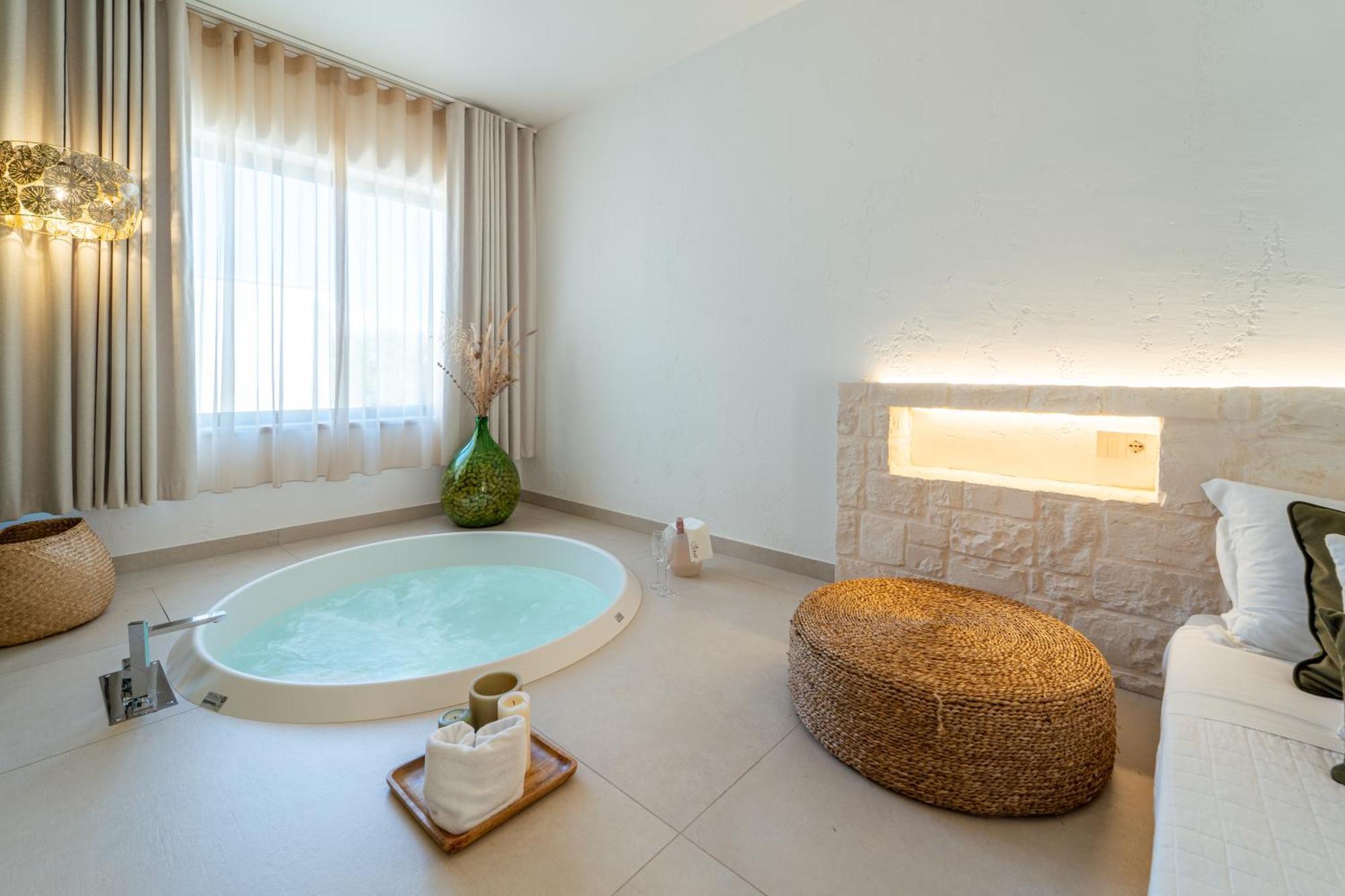 Suite Hot Tub