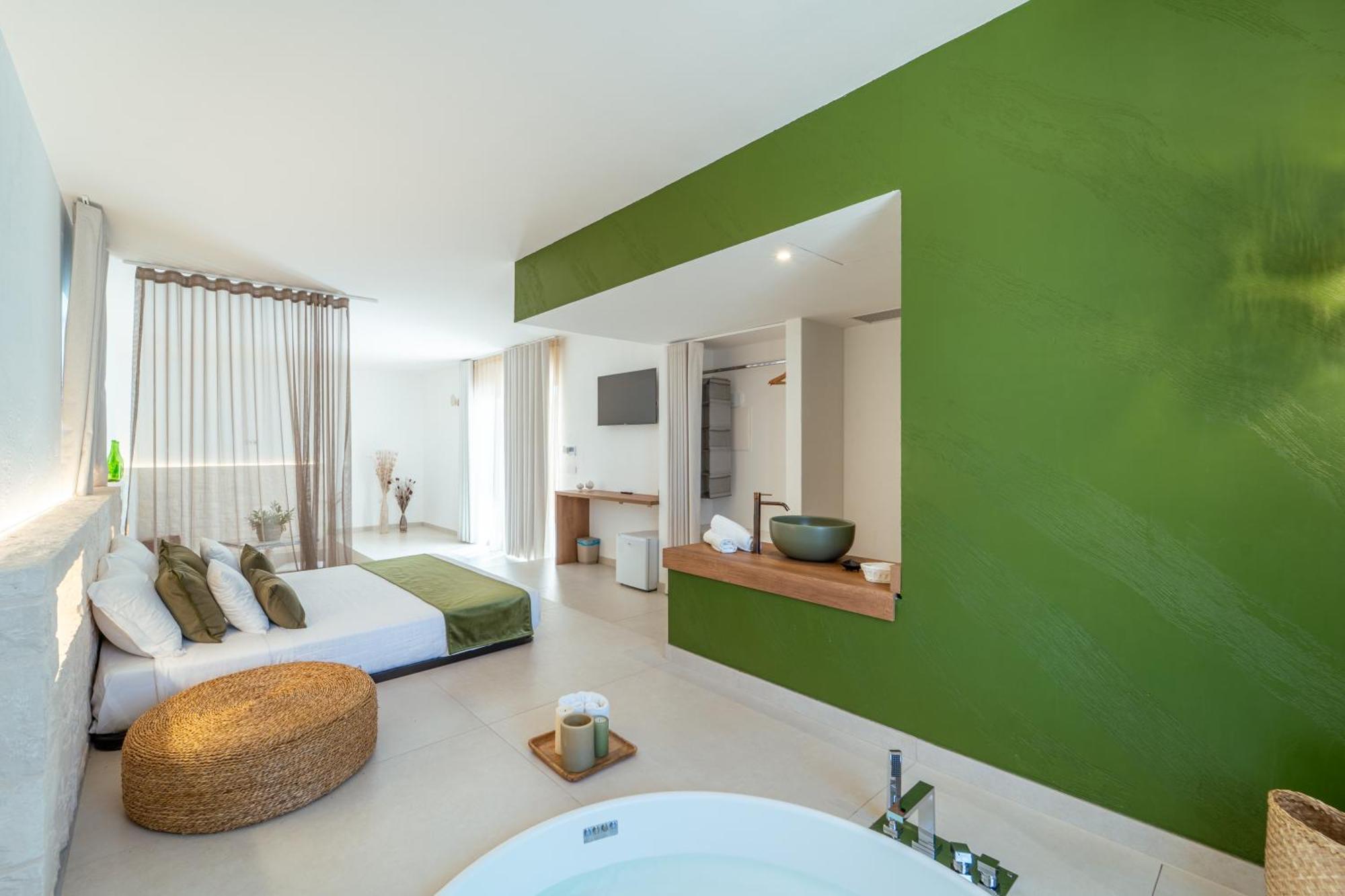 Suite Hot Tub